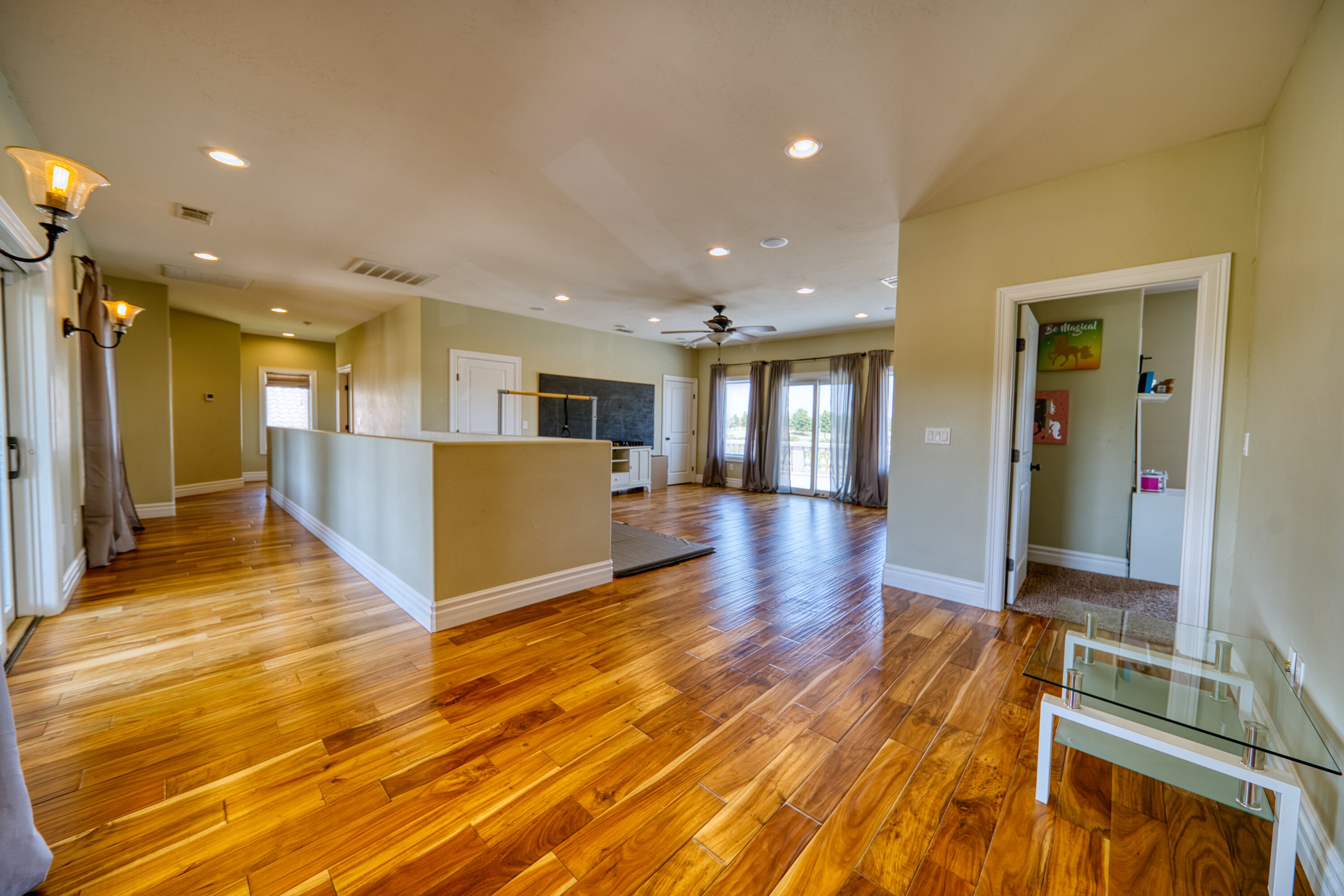 Carlsbad, New Mexico, 88220, United States, 5 Bedrooms Bedrooms, ,4 BathroomsBathrooms,Residential,For Sale,1974334