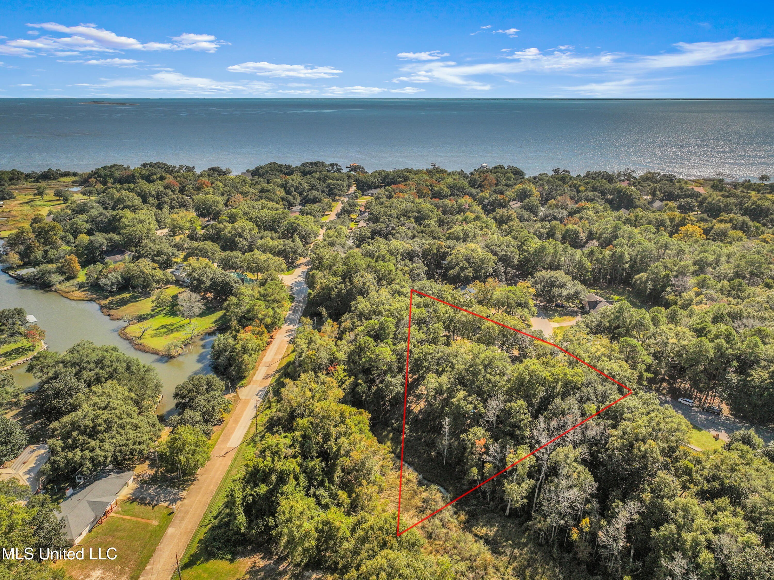 Gautier, Mississippi, 39553, United States, 4 Bedrooms Bedrooms, ,4 BathroomsBathrooms,Residential,For Sale,1989936