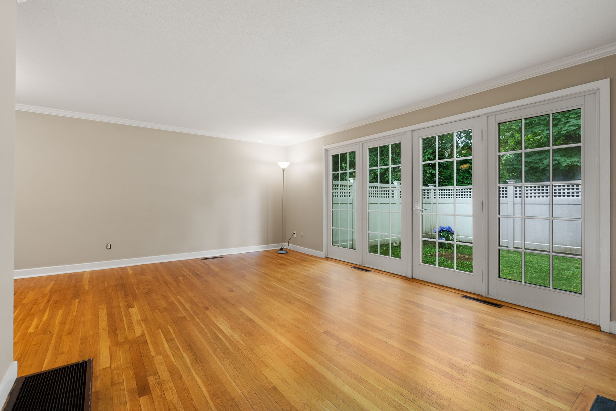  11 Oak Street, Wellesley, MA, 02482 - 物件實景