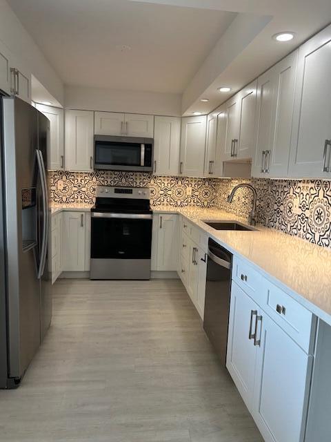 Hypoluxo, Florida, 33462, United States, 2 Bedrooms Bedrooms, ,2 BathroomsBathrooms,Residential,For Sale,1736314