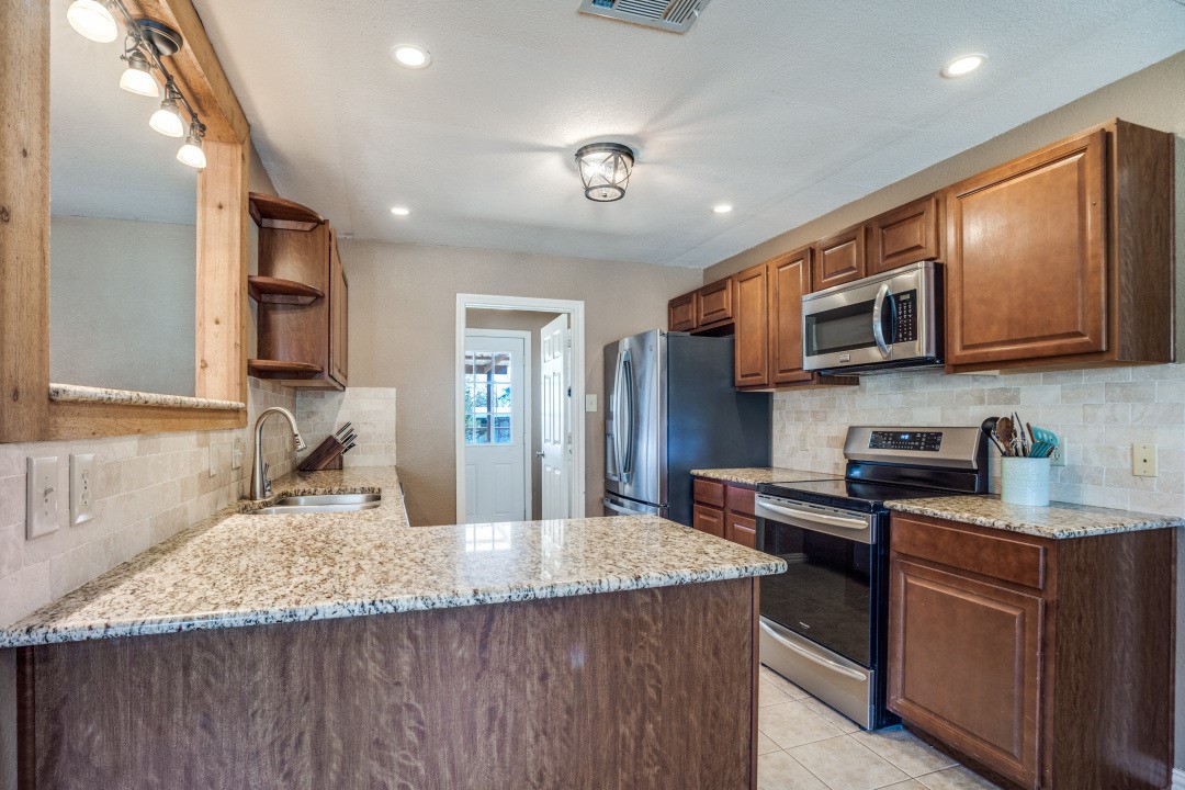 Boyd, Texas, 76023, United States, 3 Bedrooms Bedrooms, ,2 BathroomsBathrooms,Residential,For Sale,1999826