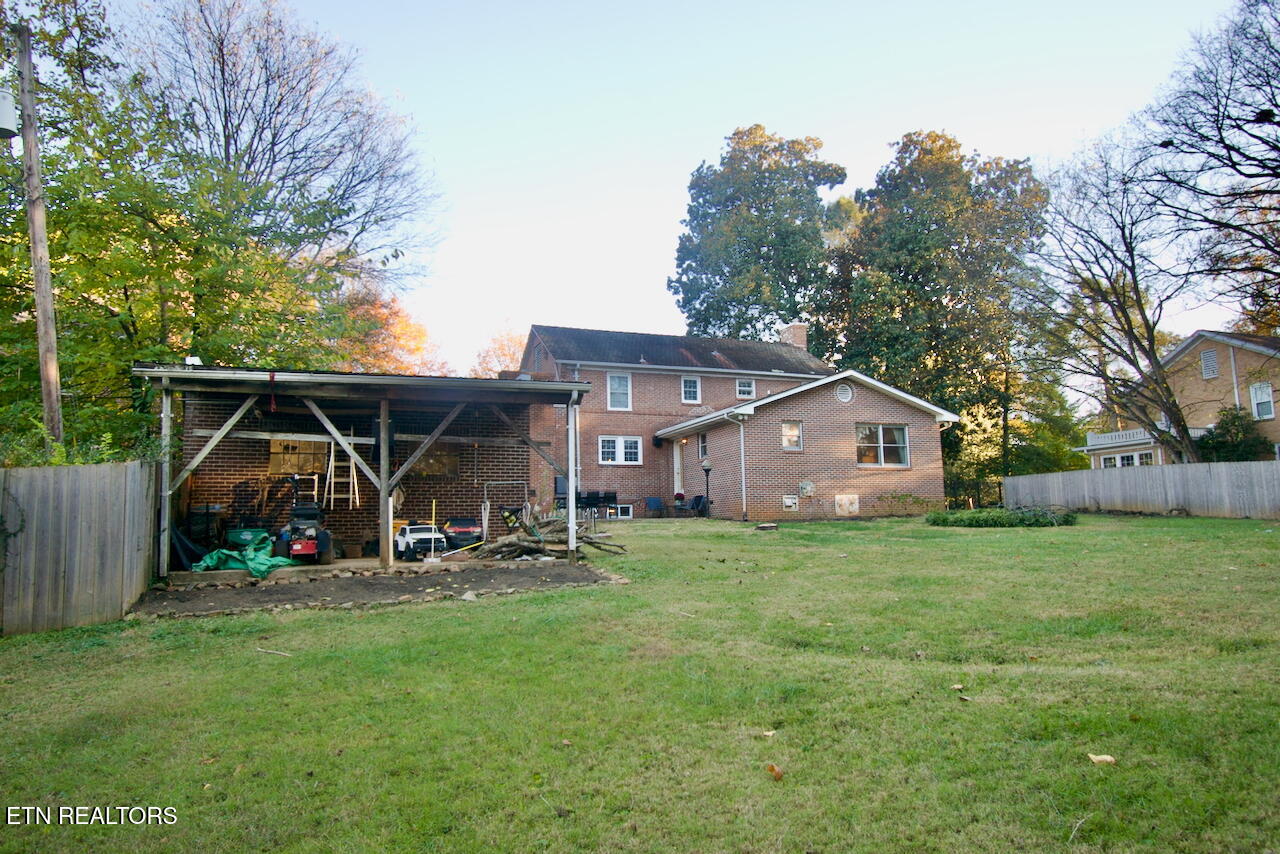 Maryville, Tennessee, 37803, United States, 4 Bedrooms Bedrooms, ,3 BathroomsBathrooms,Residential,For Sale,1989272