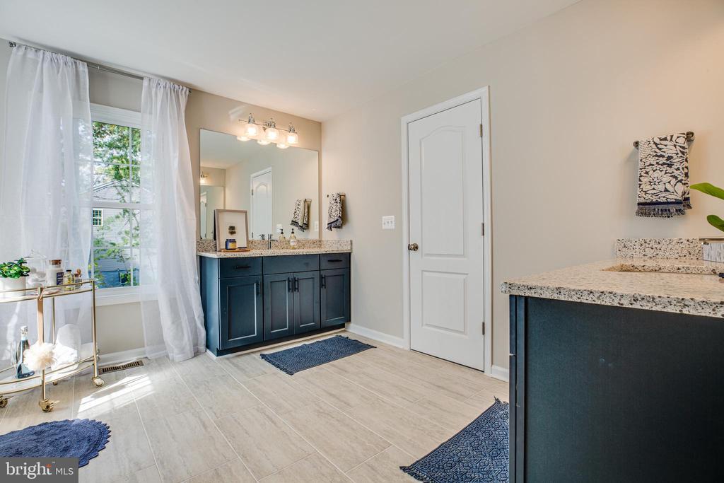 Stafford, Virginia, 22556, United States, 4 Bedrooms Bedrooms, ,3 BathroomsBathrooms,Residential,For Sale,1850388