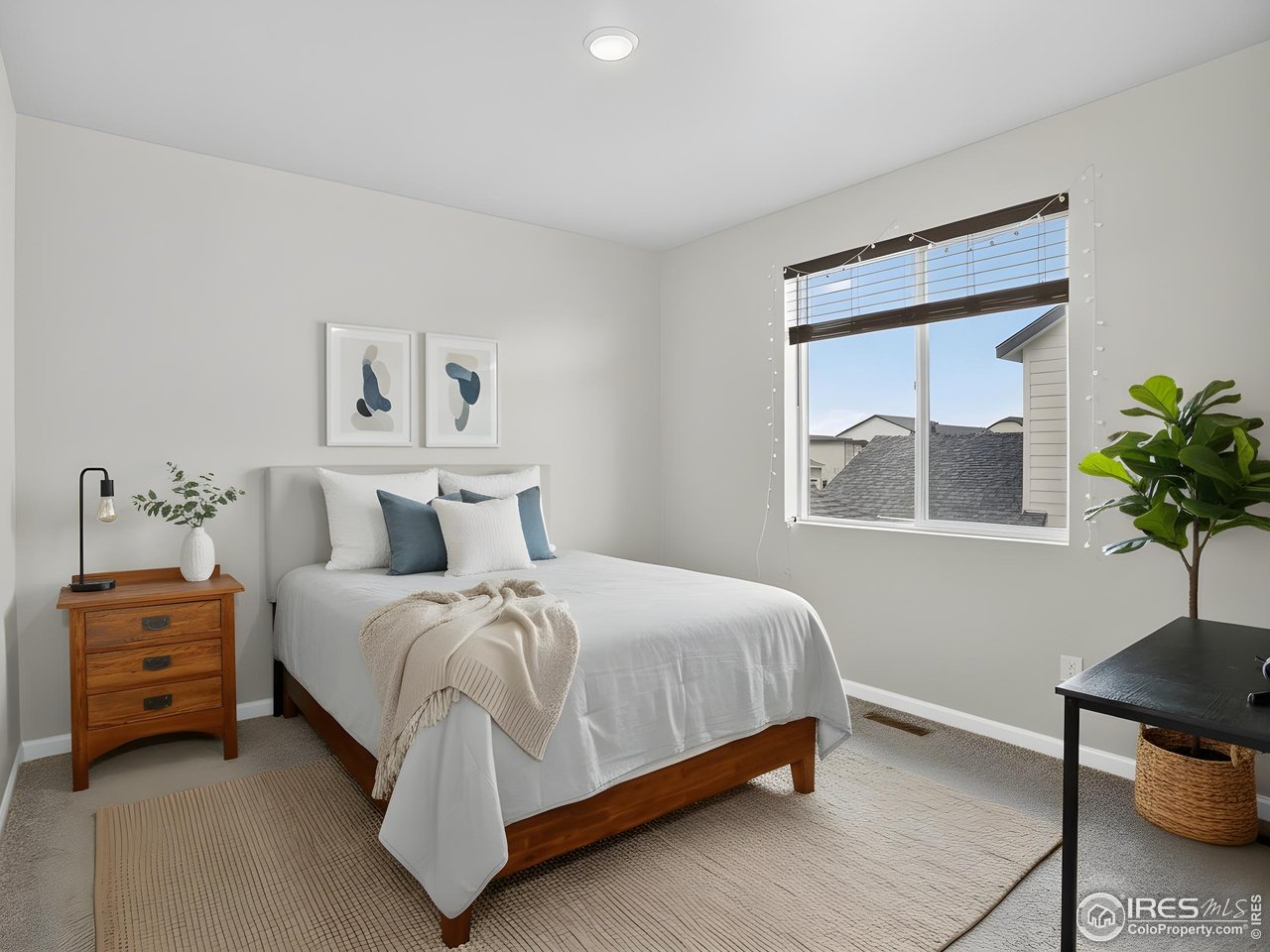 Mead, Colorado, 80542, United States, 5 Bedrooms Bedrooms, ,3 BathroomsBathrooms,Residential,For Sale,1996788