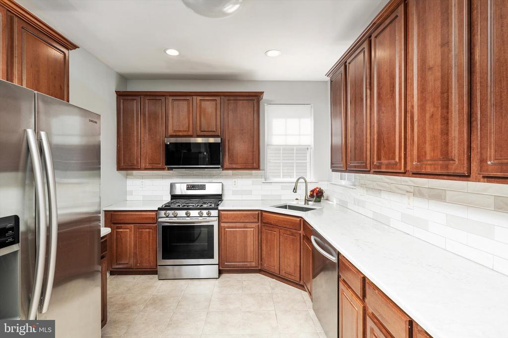 Monroe Twp, New Jersey, 08831, United States, 4 Bedrooms Bedrooms, ,3 BathroomsBathrooms,Residential,For Sale,1930575