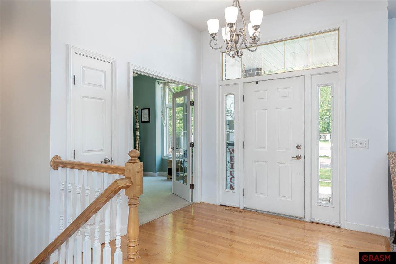 Mankato, Minnesota, 56001, United States, 4 Bedrooms Bedrooms, ,3 BathroomsBathrooms,Residential,For Sale,1879364