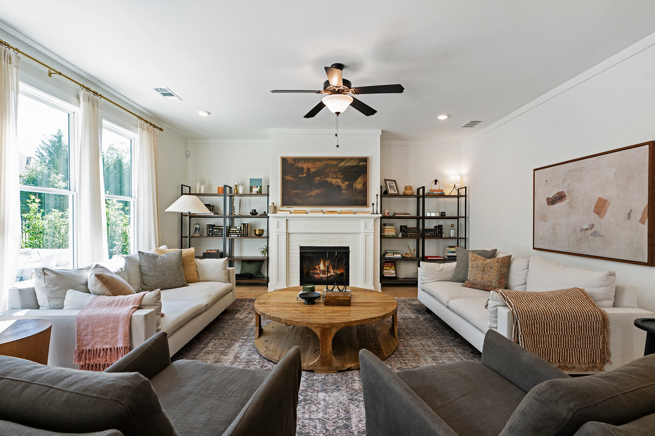  Beautifully Designed Home in the Desirable Kelly Mill Reserve Community - 物件實景