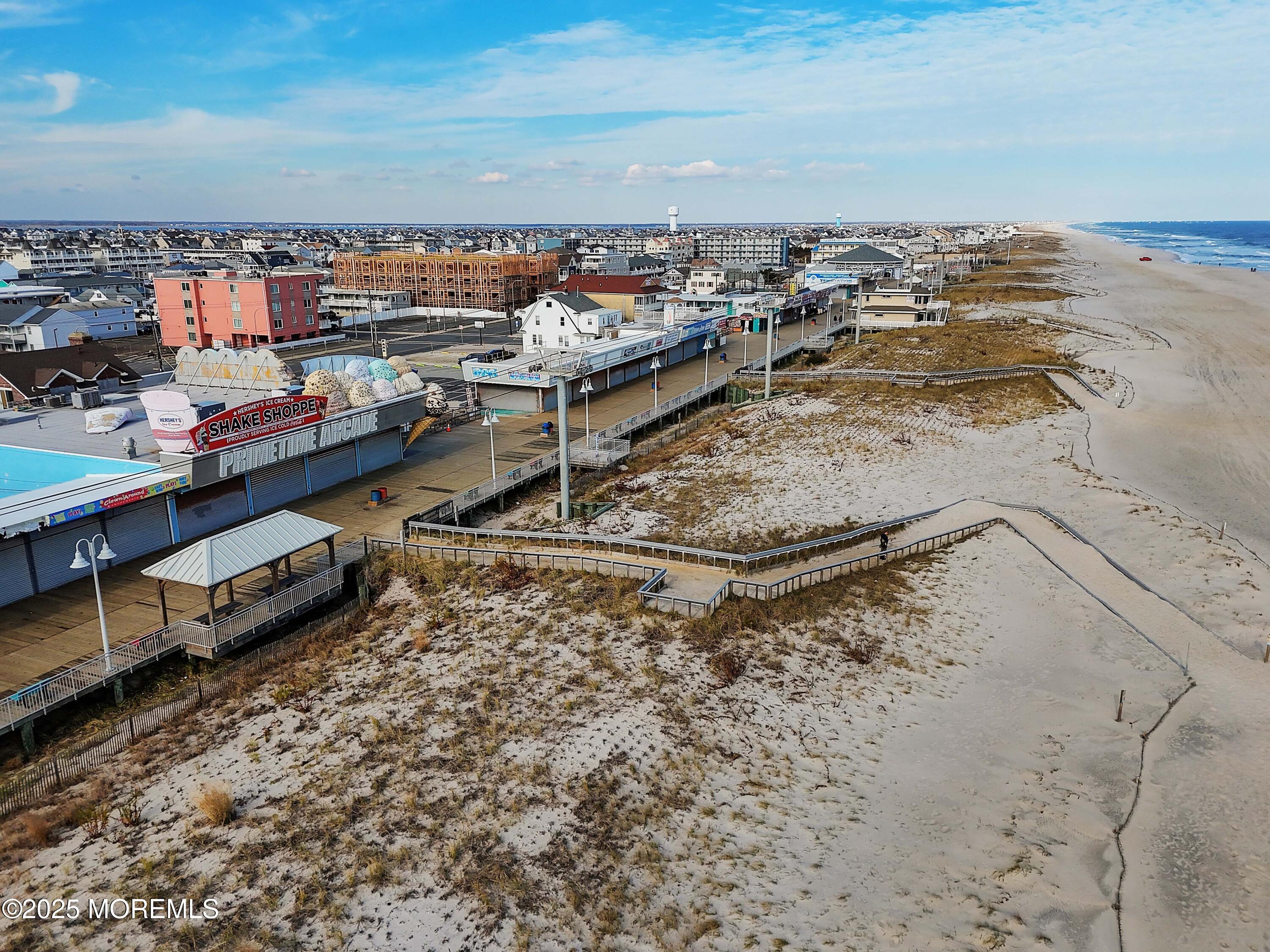 Seaside Heights, New Jersey, 08751, United States, 3 Bedrooms Bedrooms, ,2 BathroomsBathrooms,Residential,For Sale,1995737