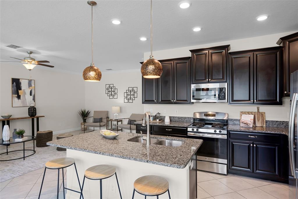 Land O Lakes, Florida, 34639, United States, 5 Bedrooms Bedrooms, ,3 BathroomsBathrooms,Residential,For Sale,1932584