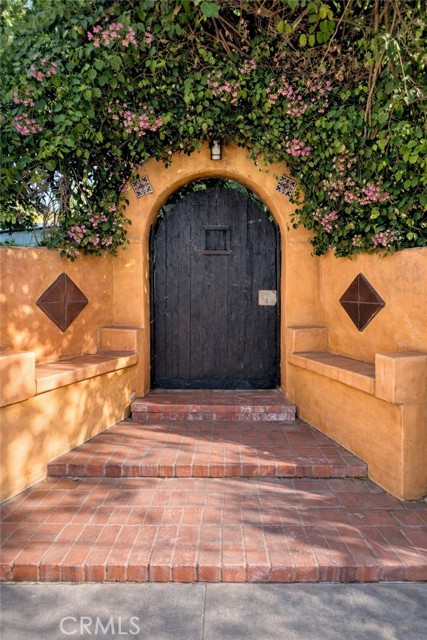 Reseda, California, 91335, United States, 3 Bedrooms Bedrooms, ,3 BathroomsBathrooms,Residential,For Sale,2009231