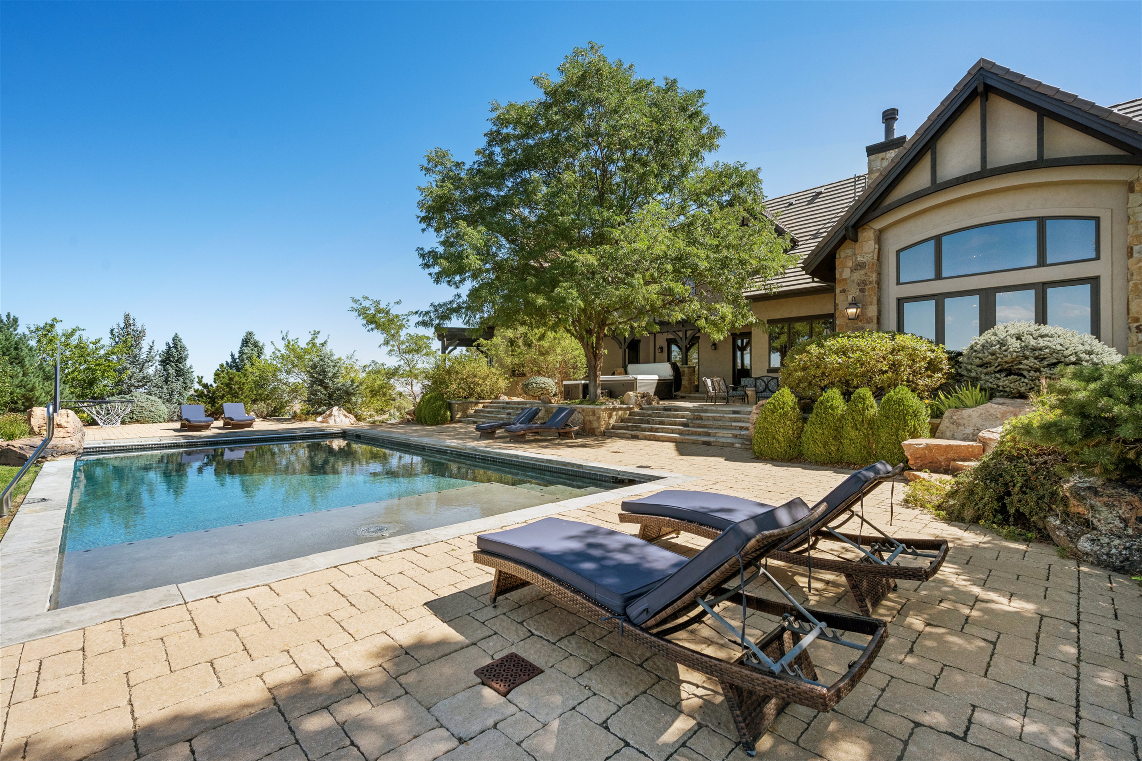  Remarkable Custom Residence - 物件實景