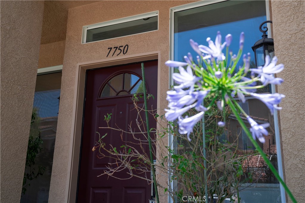 Anaheim Hills, California, 92808, United States, 2 Bedrooms Bedrooms, ,3 BathroomsBathrooms,Residential,For Sale,1856129