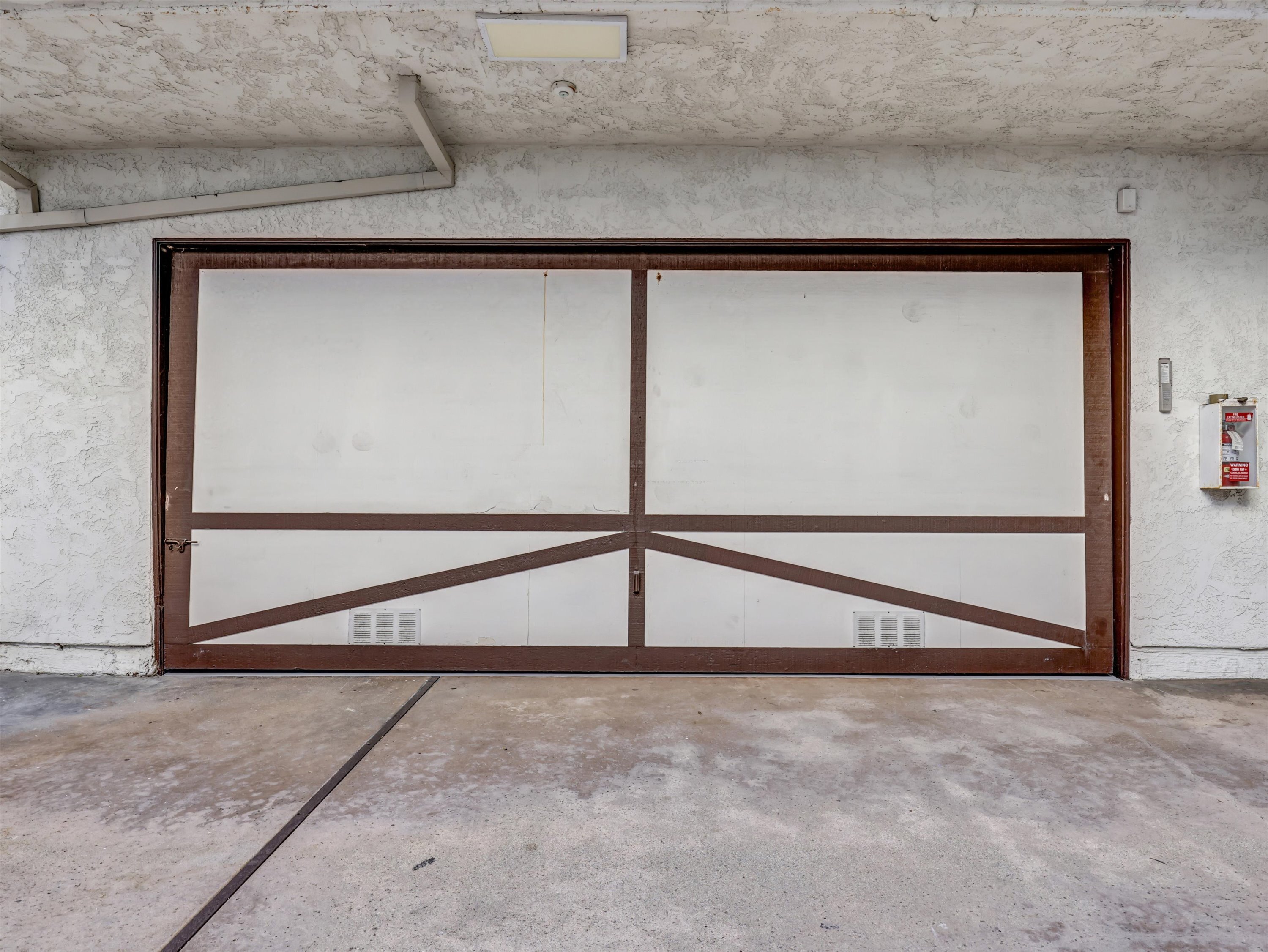 324 N Catalina Ave - 物件實景