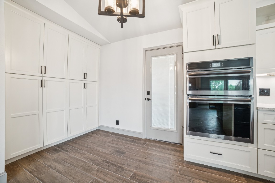 Austin, Texas, 78736, United States, 3 Bedrooms Bedrooms, ,2 BathroomsBathrooms,Residential,For Sale,1849915