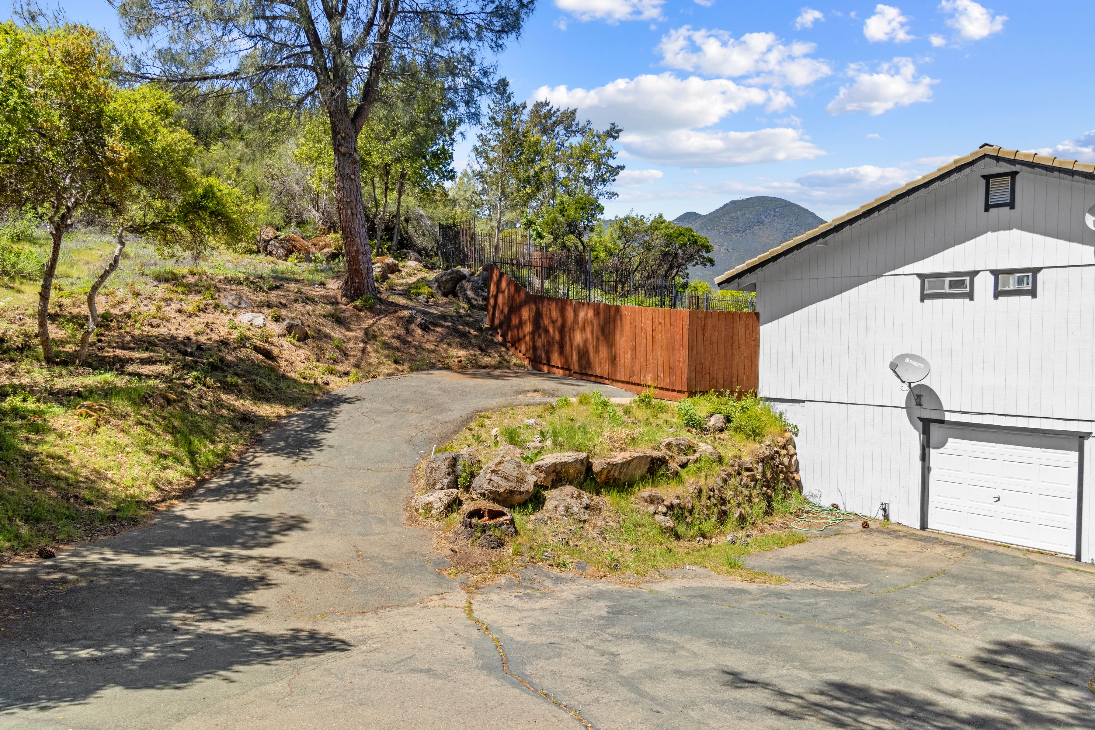  4805 Hawaina Way - 物件實景