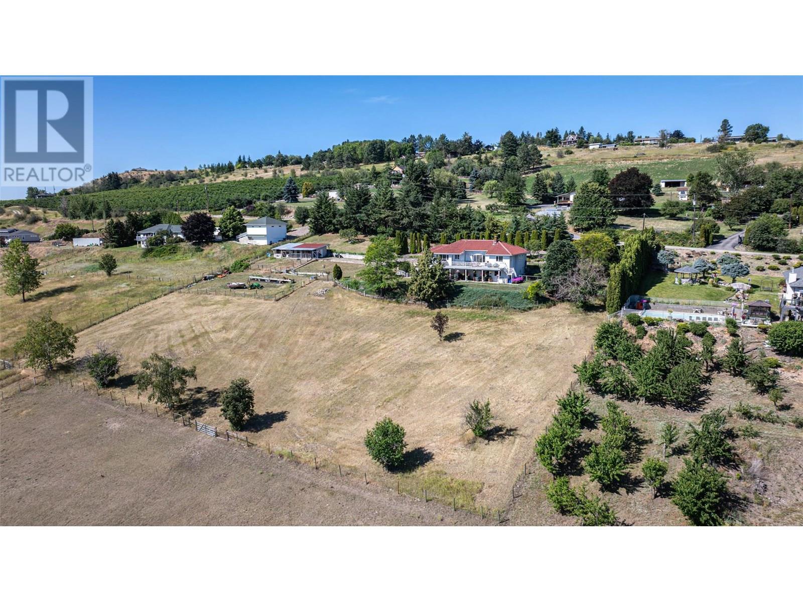 VERNON, British Columbia, V1H 1X1, CA, 4 Bedrooms Bedrooms, ,3 BathroomsBathrooms,Residential,For Sale,1948801