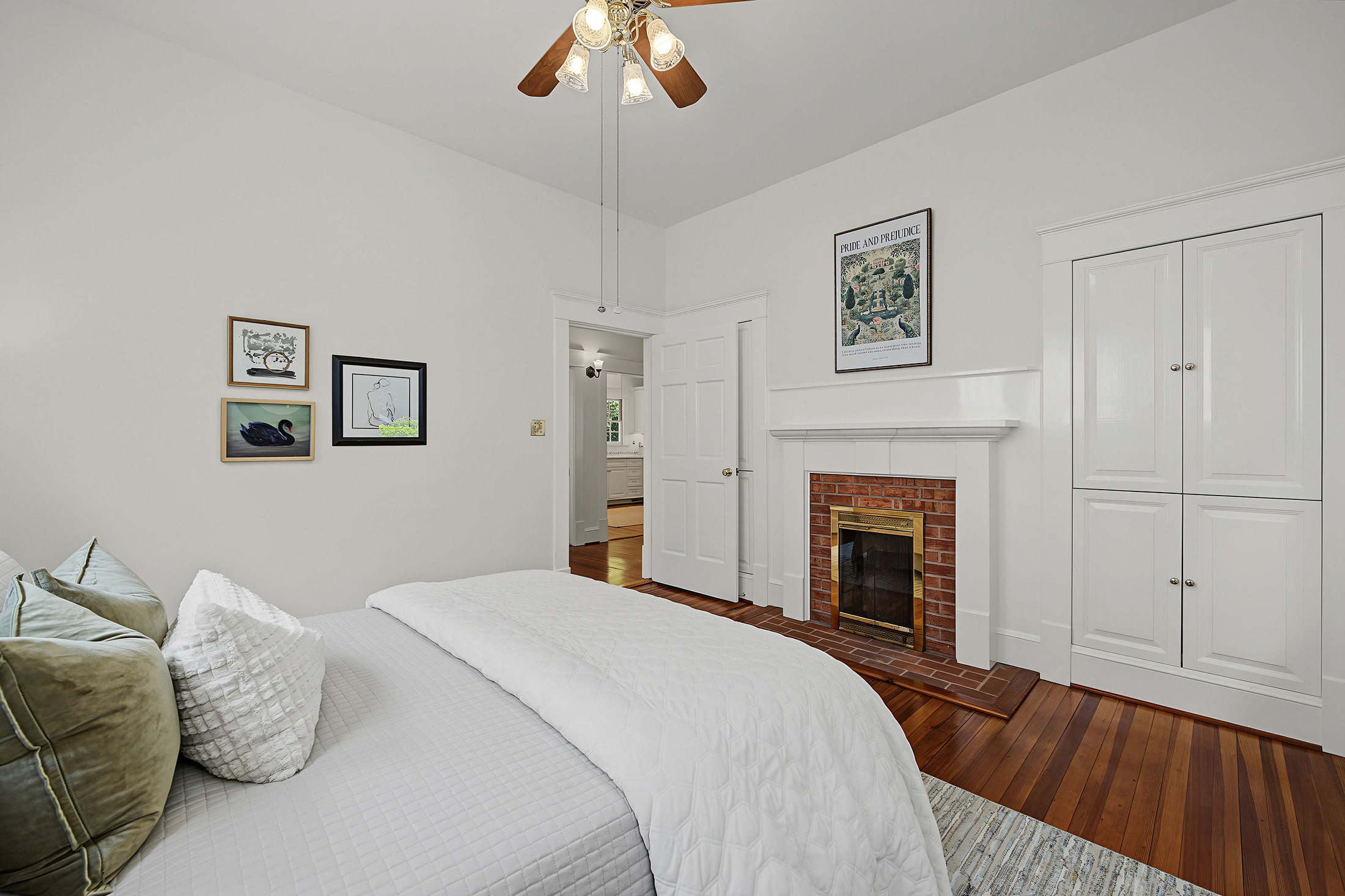  Enchanting 1920s Craftsman in an Ideal Virginia Highlands Location - 物件實景
