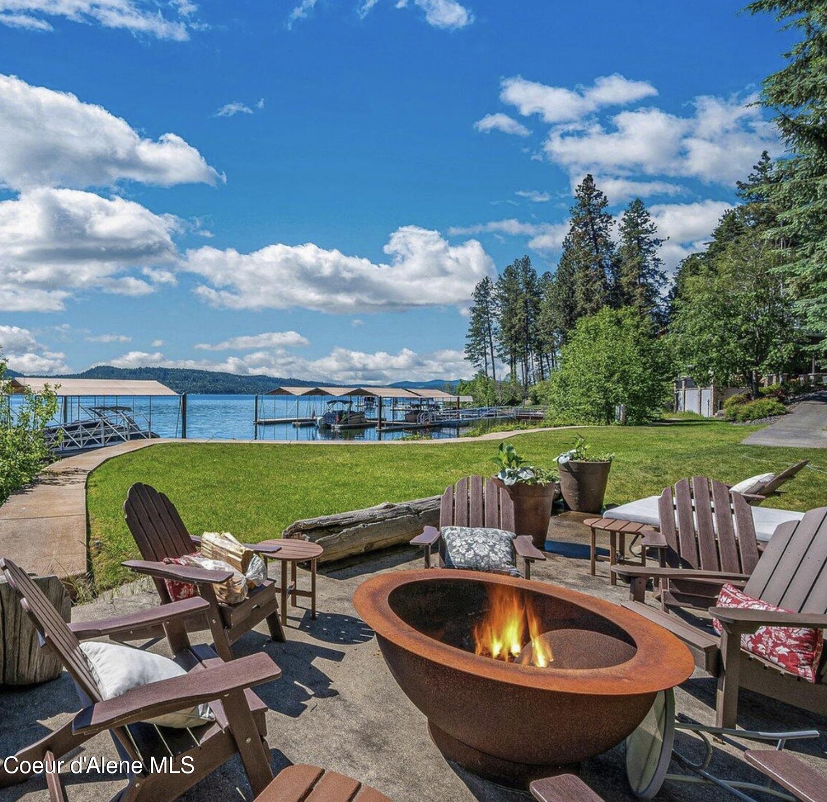 Coeur d'Alene, Idaho, 83814, United States, 4 Bedrooms Bedrooms, ,4 BathroomsBathrooms,Residential,For Sale,1783013