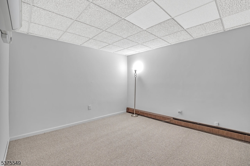 Nutley Twp., New Jersey, 07110, United States, 5 Bedrooms Bedrooms, ,4 BathroomsBathrooms,Residential,For Sale,1906796