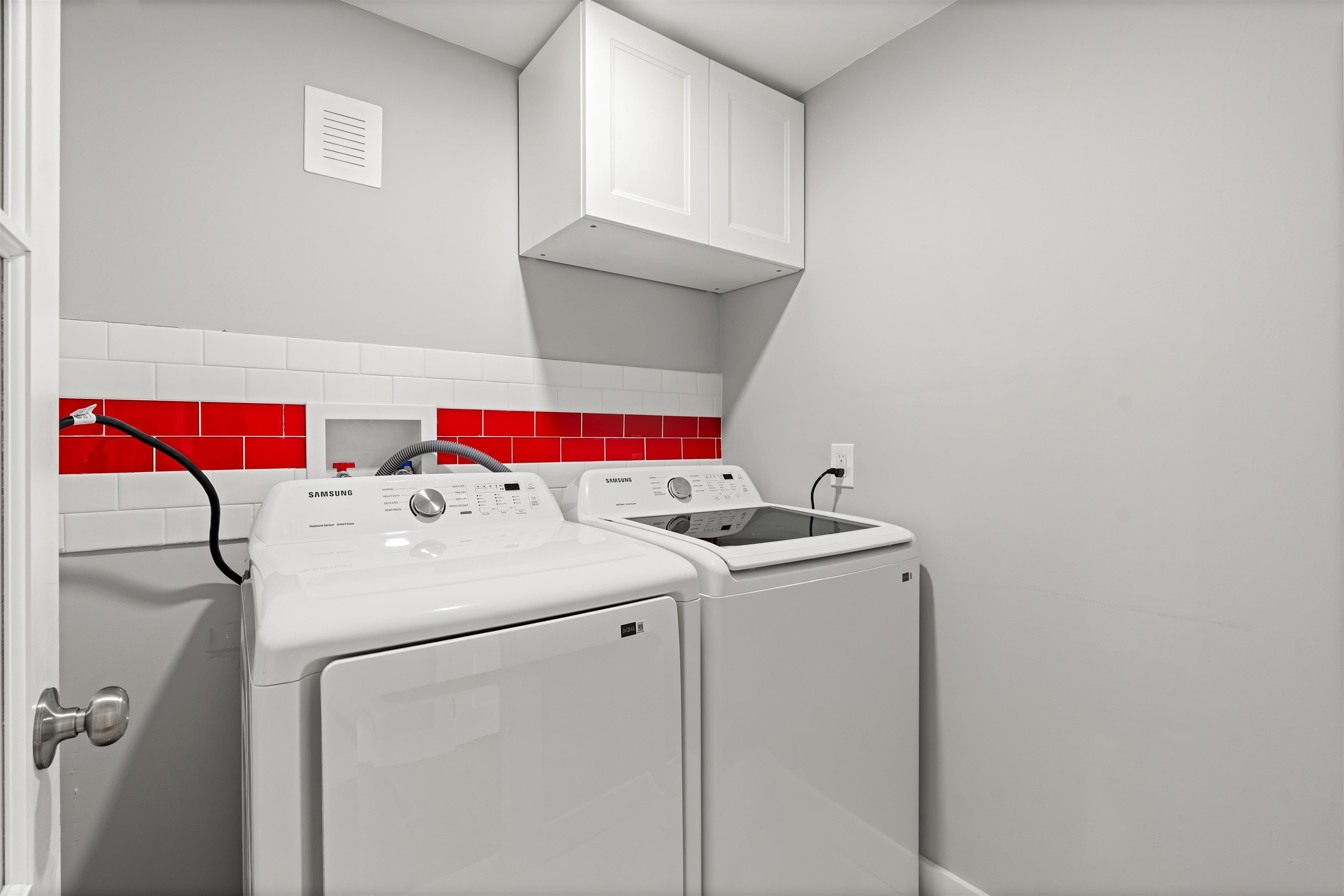 Concord, New Hampshire, 03303, United States, 4 Bedrooms Bedrooms, ,1 BathroomBathrooms,Residential,For Sale,1988375