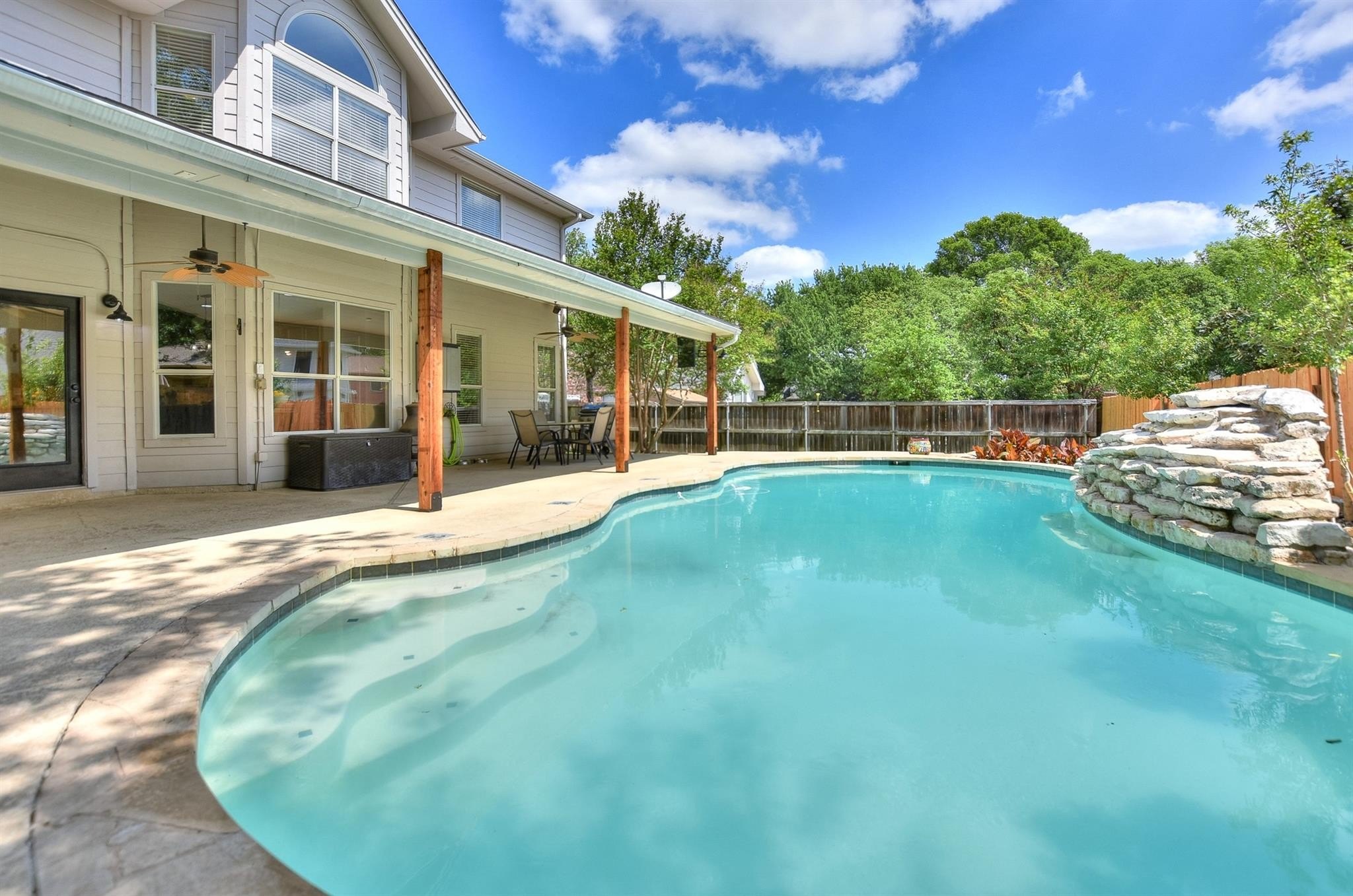 Georgetown, Texas, 78628, United States, 5 Bedrooms Bedrooms, ,4 BathroomsBathrooms,Residential,For Sale,1980780