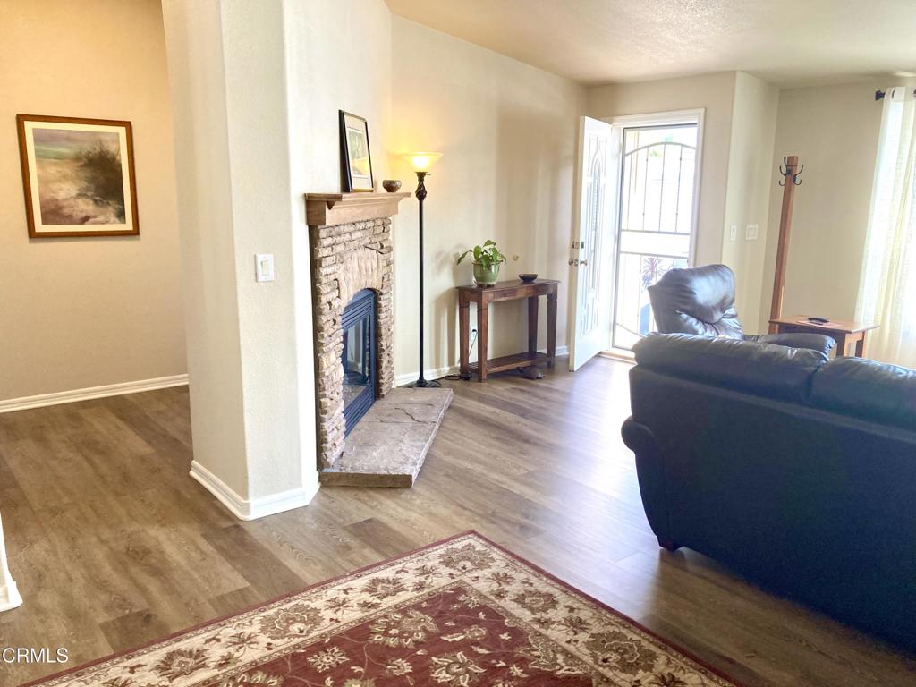 Ventura, California, 93003, United States, 3 Bedrooms Bedrooms, ,2 BathroomsBathrooms,Residential,For Sale,1980962