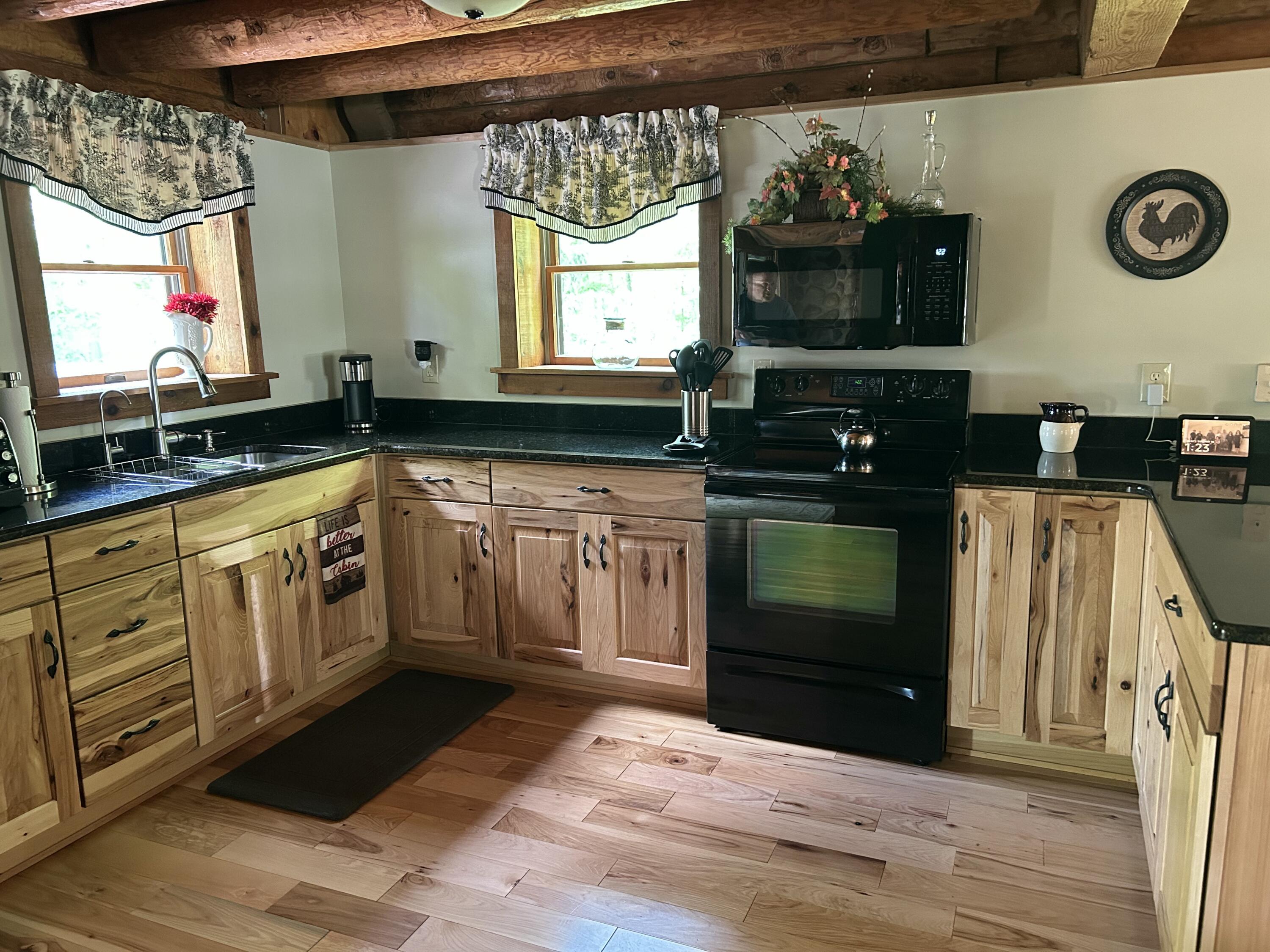 Camden, Michigan, 49232, United States, 3 Bedrooms Bedrooms, ,3 BathroomsBathrooms,Residential,For Sale,1869275