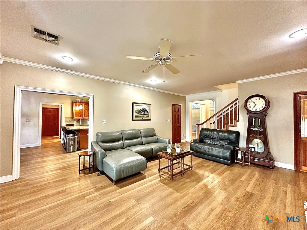 Victoria, Texas, 77904, United States, 4 Bedrooms Bedrooms, ,4 BathroomsBathrooms,Residential,For Sale,1989568