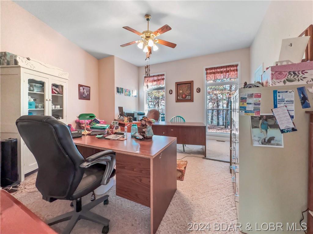 Camdenton, Missouri, 65020, United States, 5 Bedrooms Bedrooms, ,5 BathroomsBathrooms,Residential,For Sale,1850367