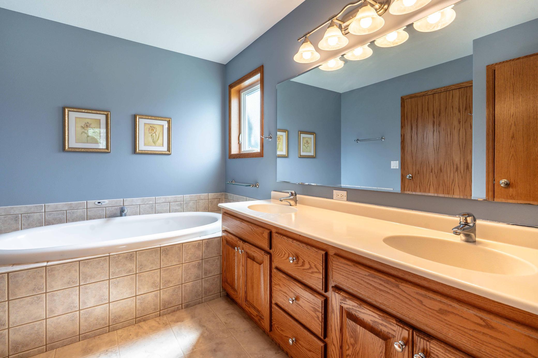Fergus Falls, Minnesota, 56537, United States, 5 Bedrooms Bedrooms, ,2 BathroomsBathrooms,Residential,For Sale,1920675