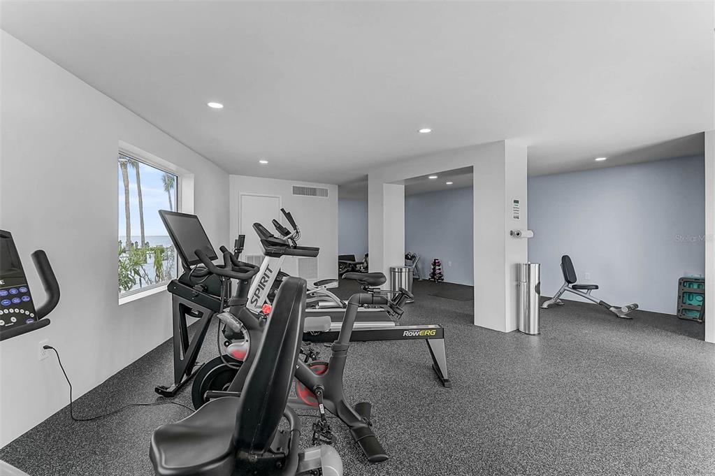 Sarasota, Florida, 34236, United States, 2 Bedrooms Bedrooms, ,2 BathroomsBathrooms,Residential,For Sale,1987982