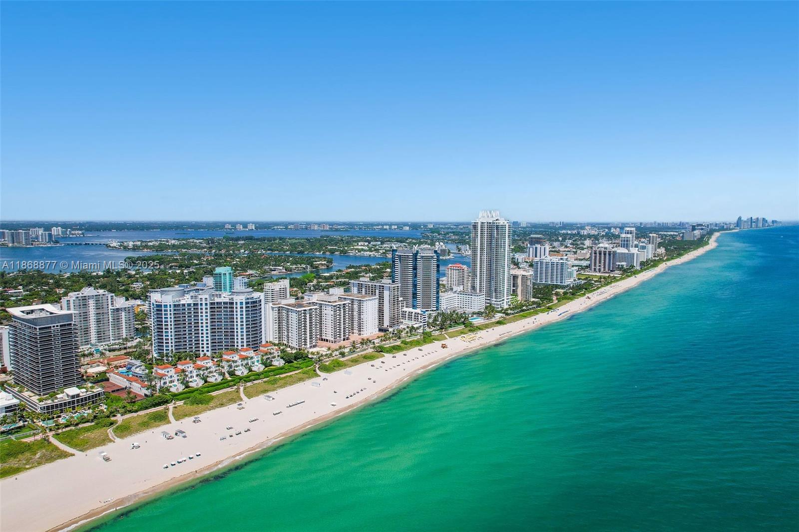 Miami Beach, Florida, 33140, United States, 3 Bedrooms Bedrooms, ,4 BathroomsBathrooms,Residential,For Sale,1934694