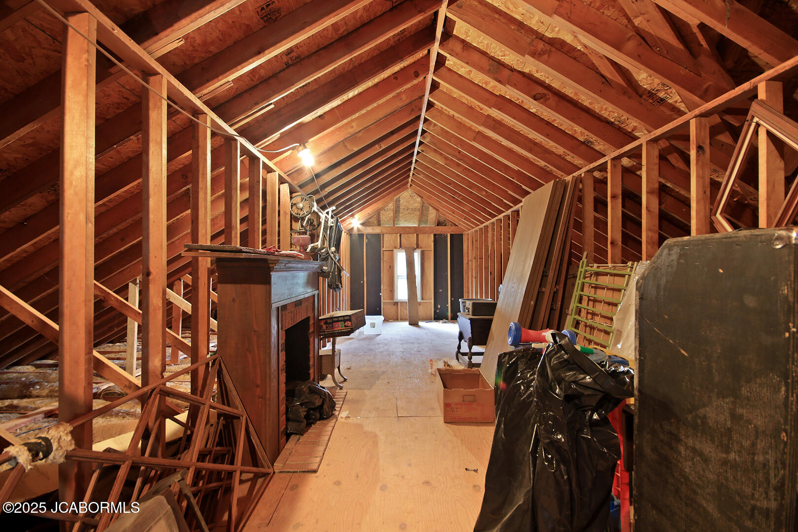 New Bloomfield, Missouri, 65063, United States, 3 Bedrooms Bedrooms, ,2 BathroomsBathrooms,Residential,For Sale,1978608