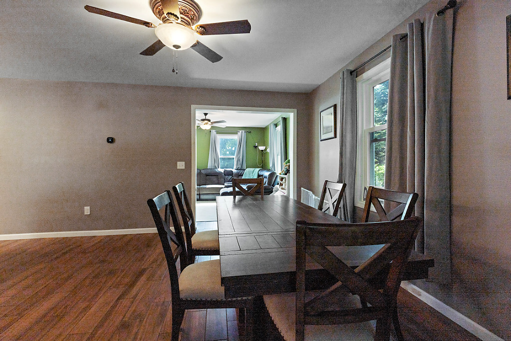 Madison, Maine, 04950, United States, 3 Bedrooms Bedrooms, ,3 BathroomsBathrooms,Residential,For Sale,1898697