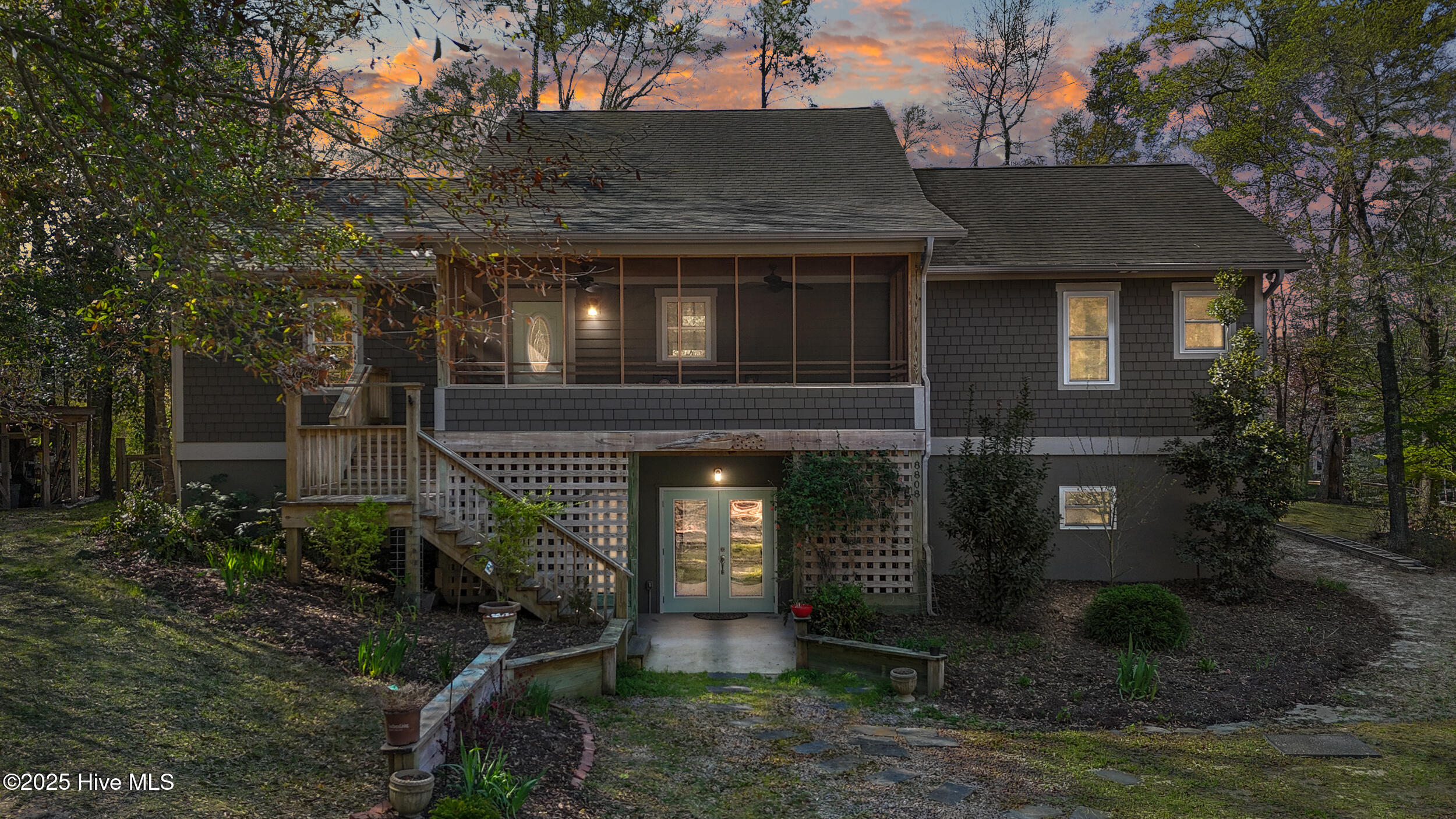 Wilmington, North Carolina, 28411, United States, 3 Bedrooms Bedrooms, ,3 BathroomsBathrooms,Residential,For Sale,1877023