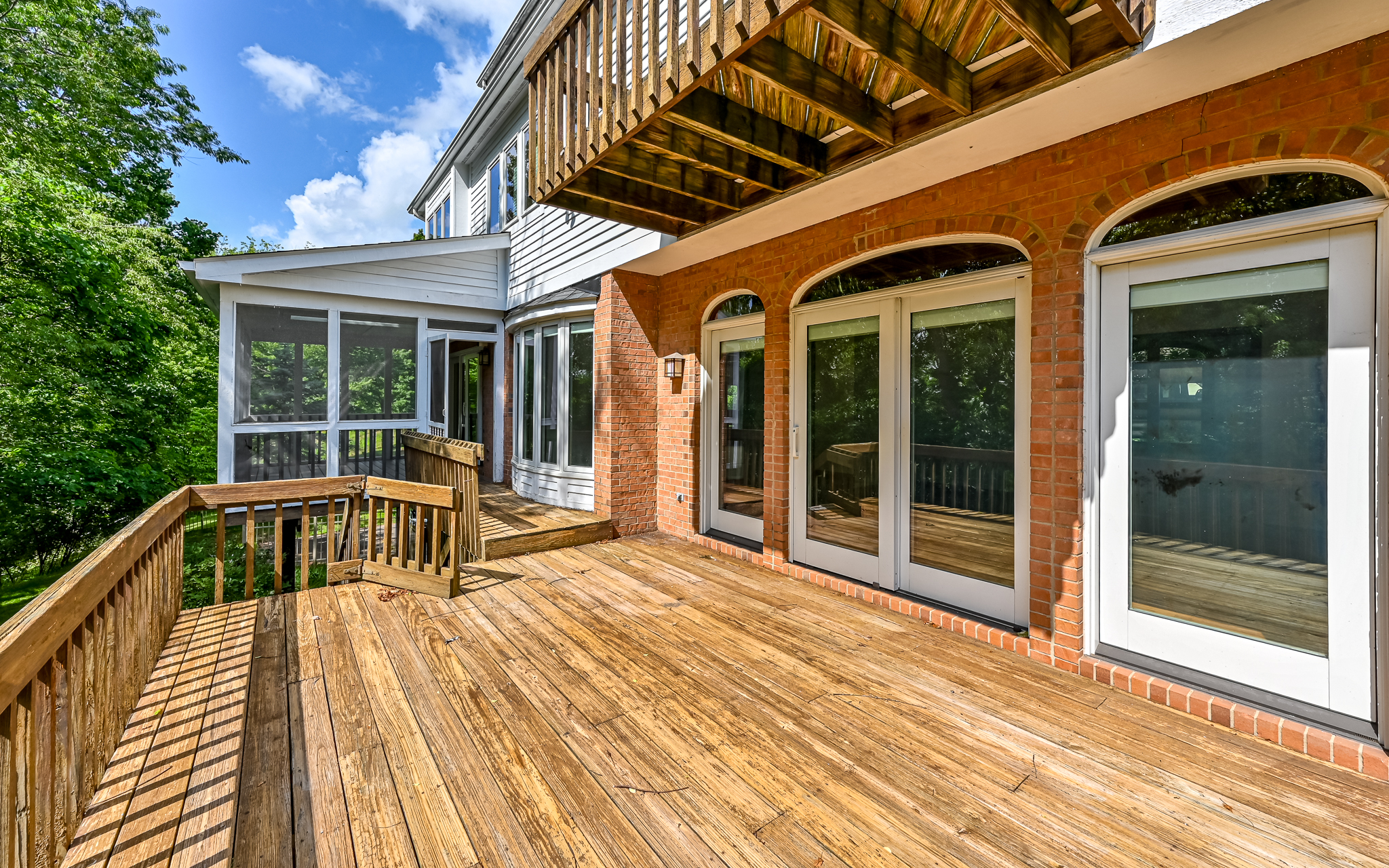  111 Timberwood Drive, Glenshaw, PA 15116 - 物件實景