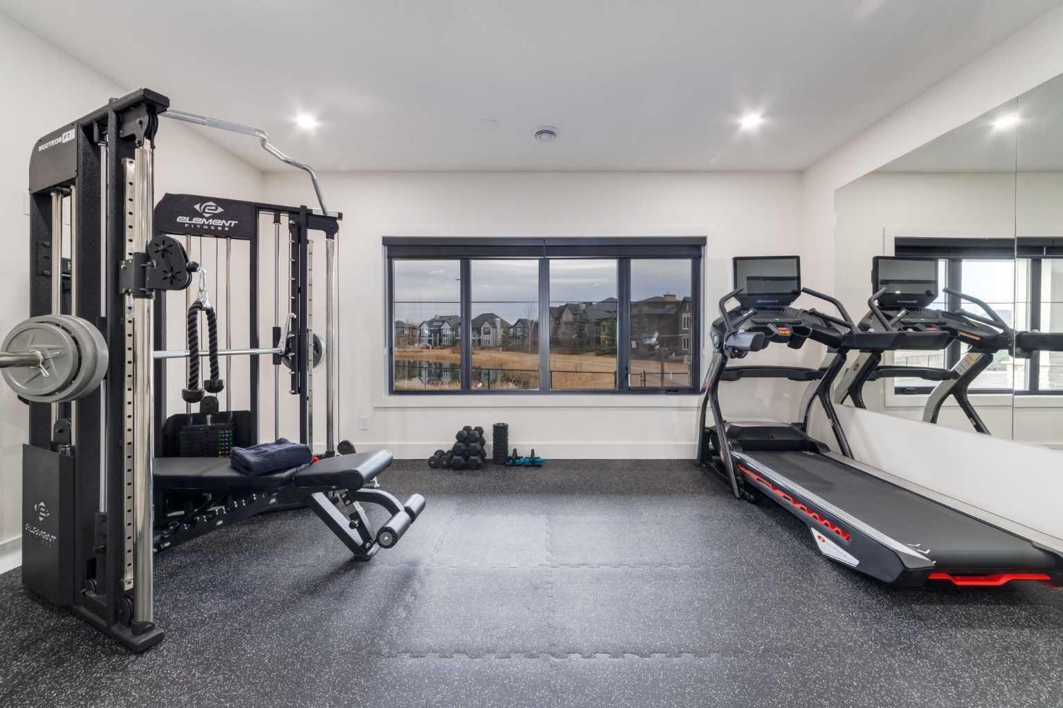 HERITAGE POINTE, Alberta, T1S 4K5, CA, 5 Bedrooms Bedrooms, ,5 BathroomsBathrooms,Residential,For Sale,1837461