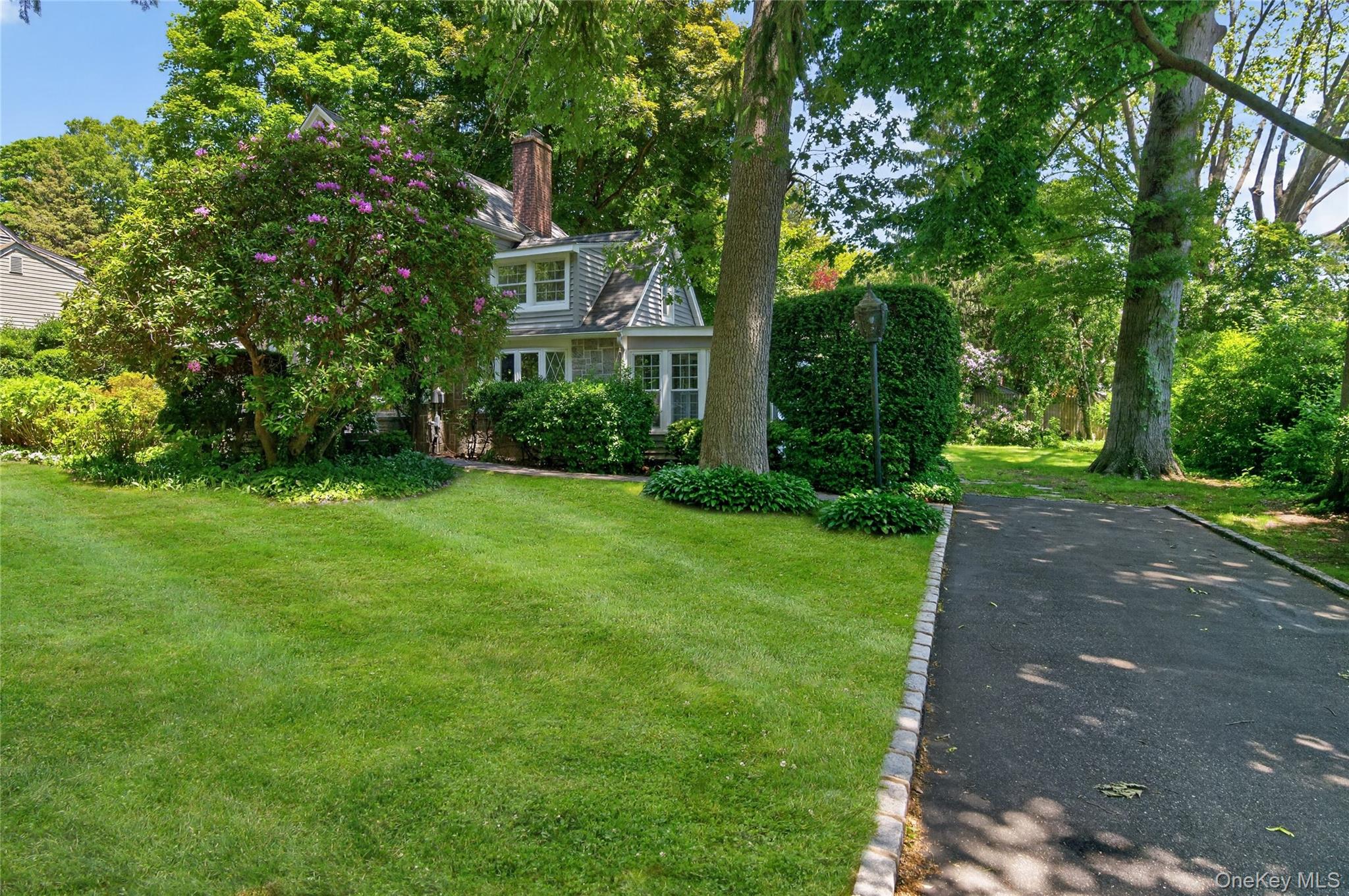  136 Lodge Avenue, Huntington Station, NY, 11746 - 物件實景