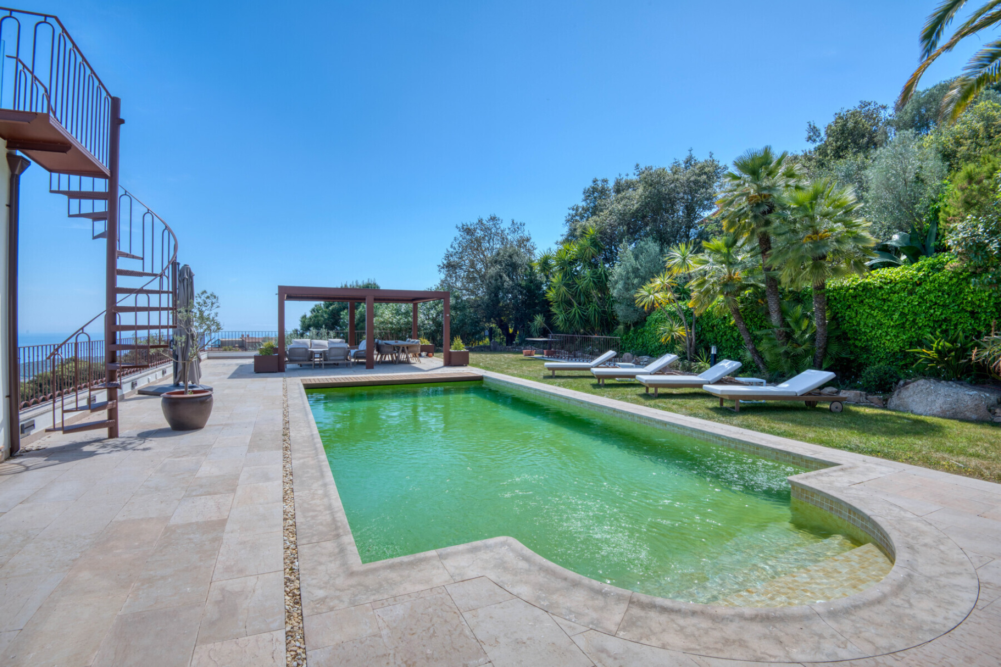  Exclusive designer villa with stunning sea views in Platja d