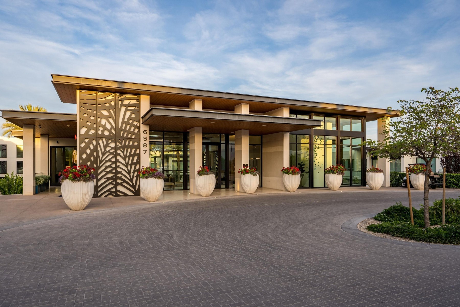  6587 N Palmeraie Boulevard  Paradise Valley, AZ - 物件實景