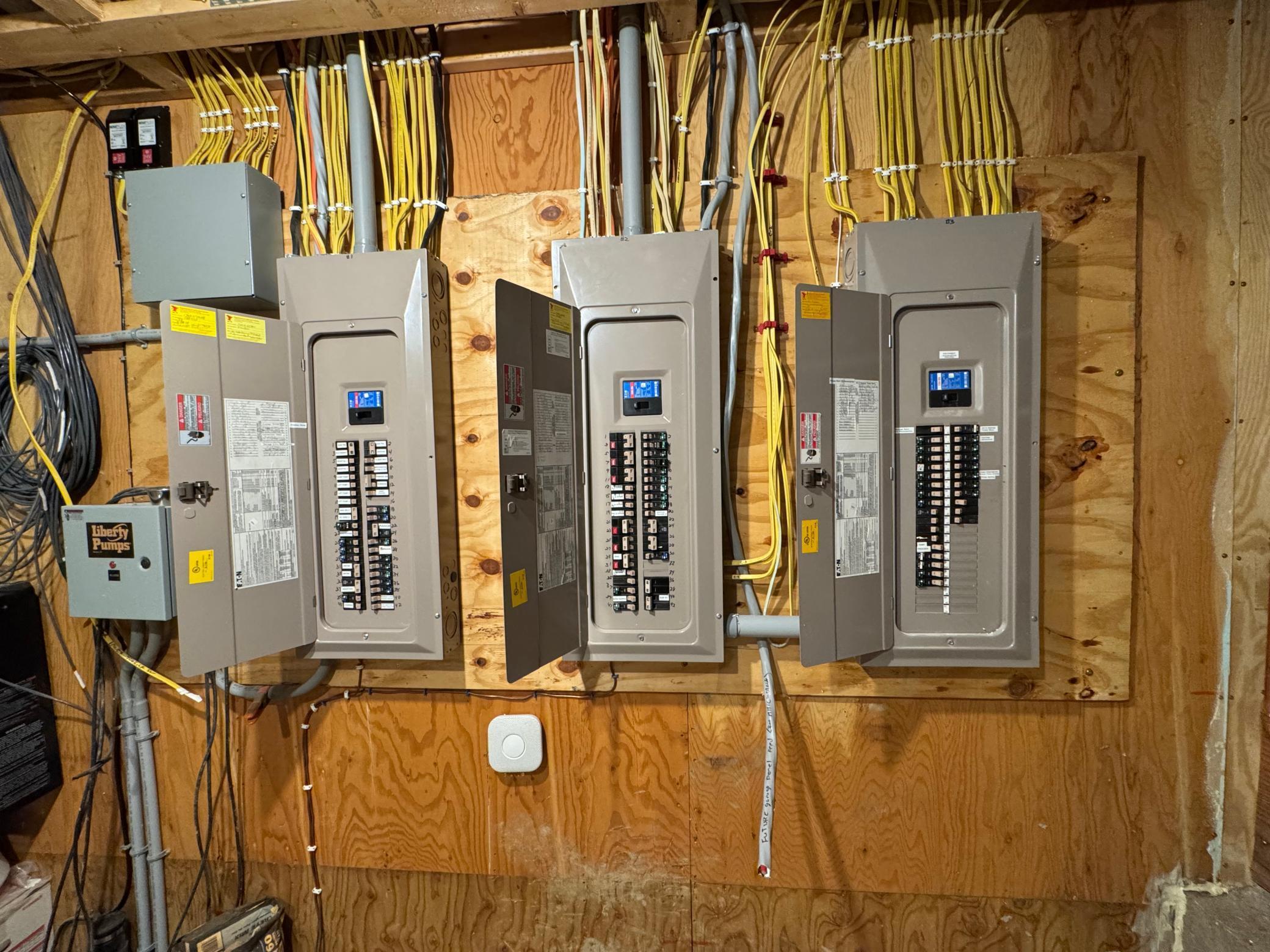 Glenville, Minnesota, 56036, United States, 4 Bedrooms Bedrooms, ,3 BathroomsBathrooms,Residential,For Sale,2015321