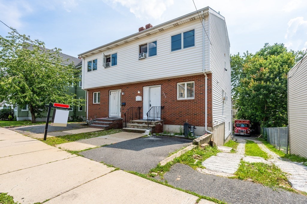 Revere, Massachusetts, 02151, United States, 5 Bedrooms Bedrooms, ,3 BathroomsBathrooms,Residential,For Sale,1937868
