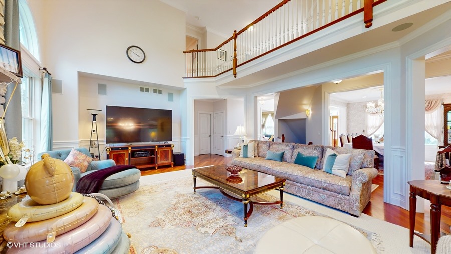 Lakewood, Illinois, 60014, United States, 5 Bedrooms Bedrooms, ,5 BathroomsBathrooms,Residential,For Sale,1980516