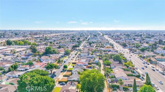Los Angeles, California, 90059, United States, 3 Bedrooms Bedrooms, ,2 BathroomsBathrooms,Residential,For Sale,1935109