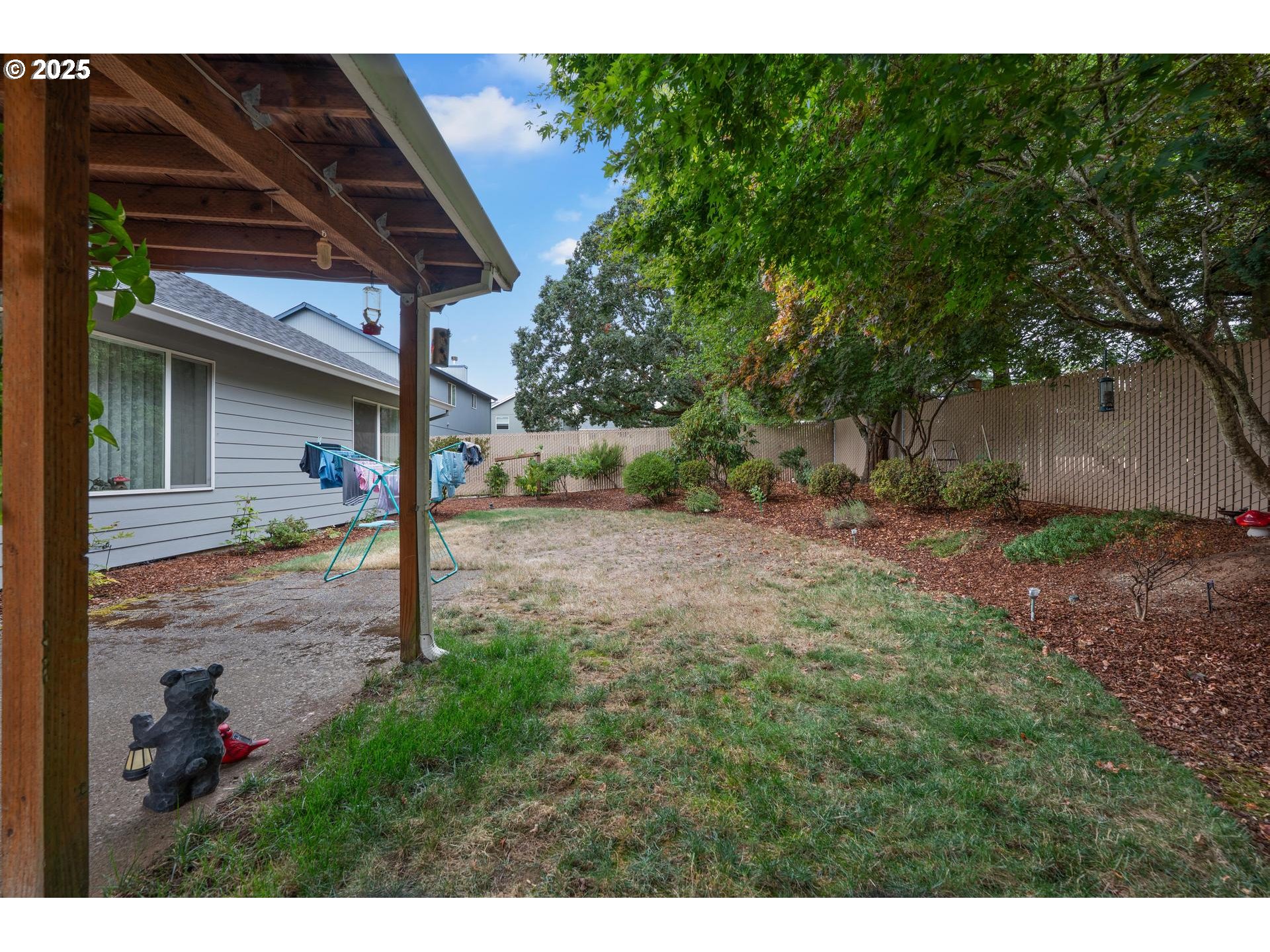 Oregon City, Oregon, 97045, United States, 3 Bedrooms Bedrooms, ,2 BathroomsBathrooms,Residential,For Sale,1949675