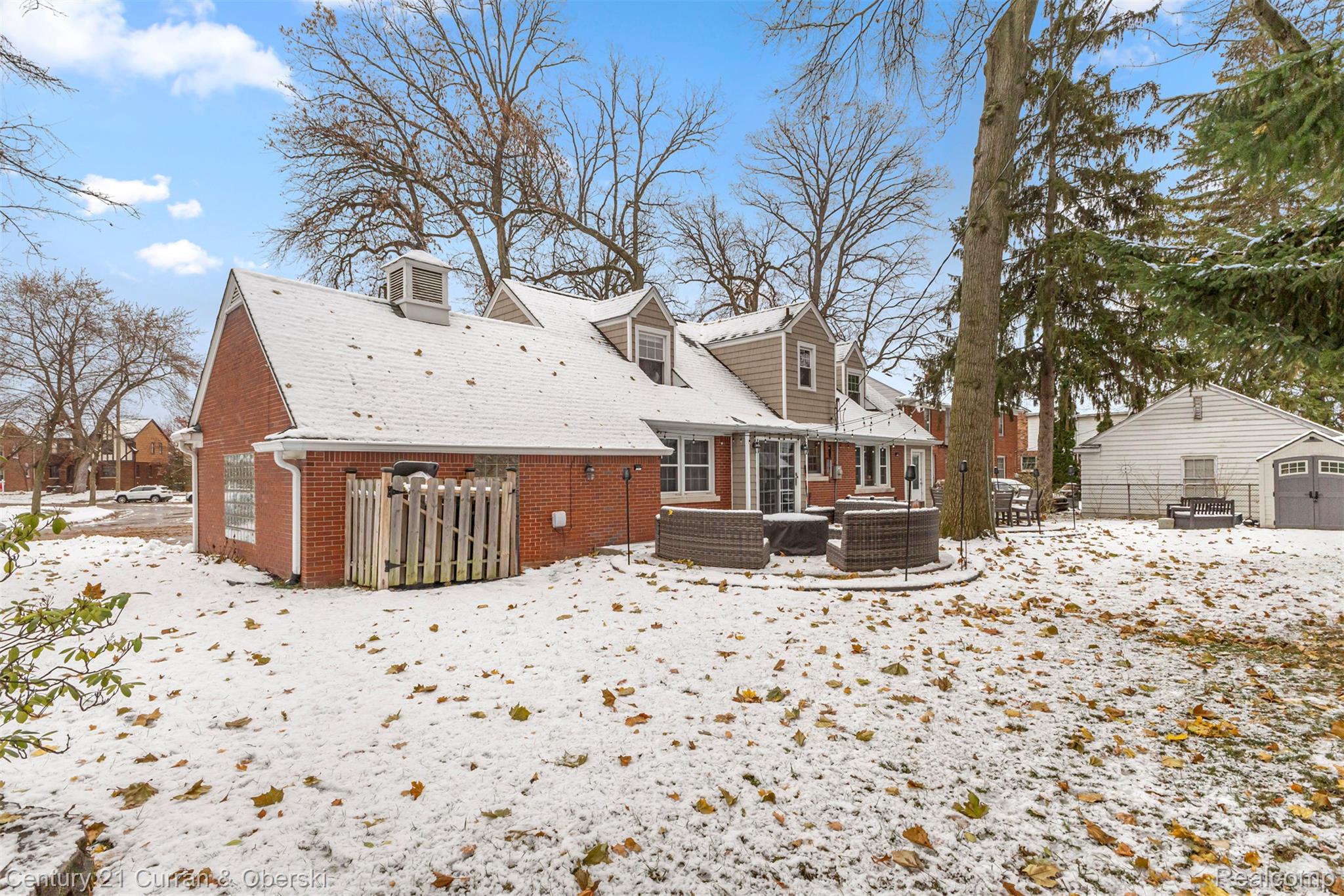 Dearborn, Michigan, 48124, United States, 4 Bedrooms Bedrooms, ,3 BathroomsBathrooms,Residential,For Sale,2000052