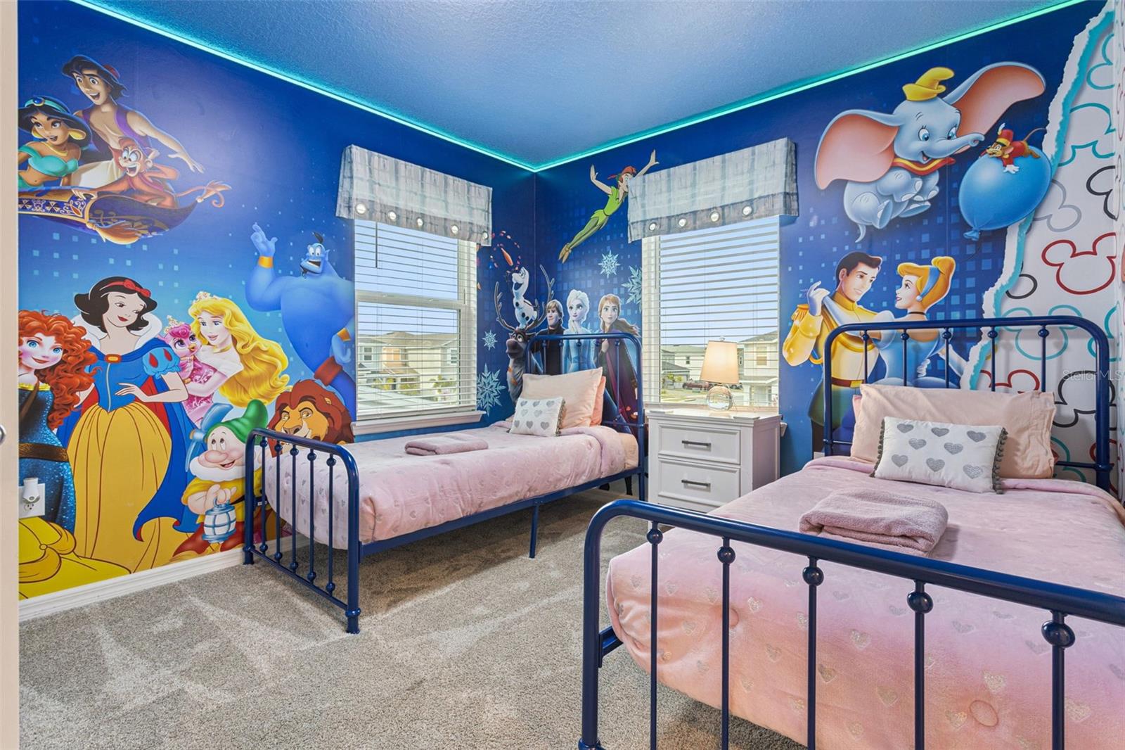 CLERMONT, Florida, 34714, United States, 5 Bedrooms Bedrooms, ,6 BathroomsBathrooms,Residential,For Sale,2015342