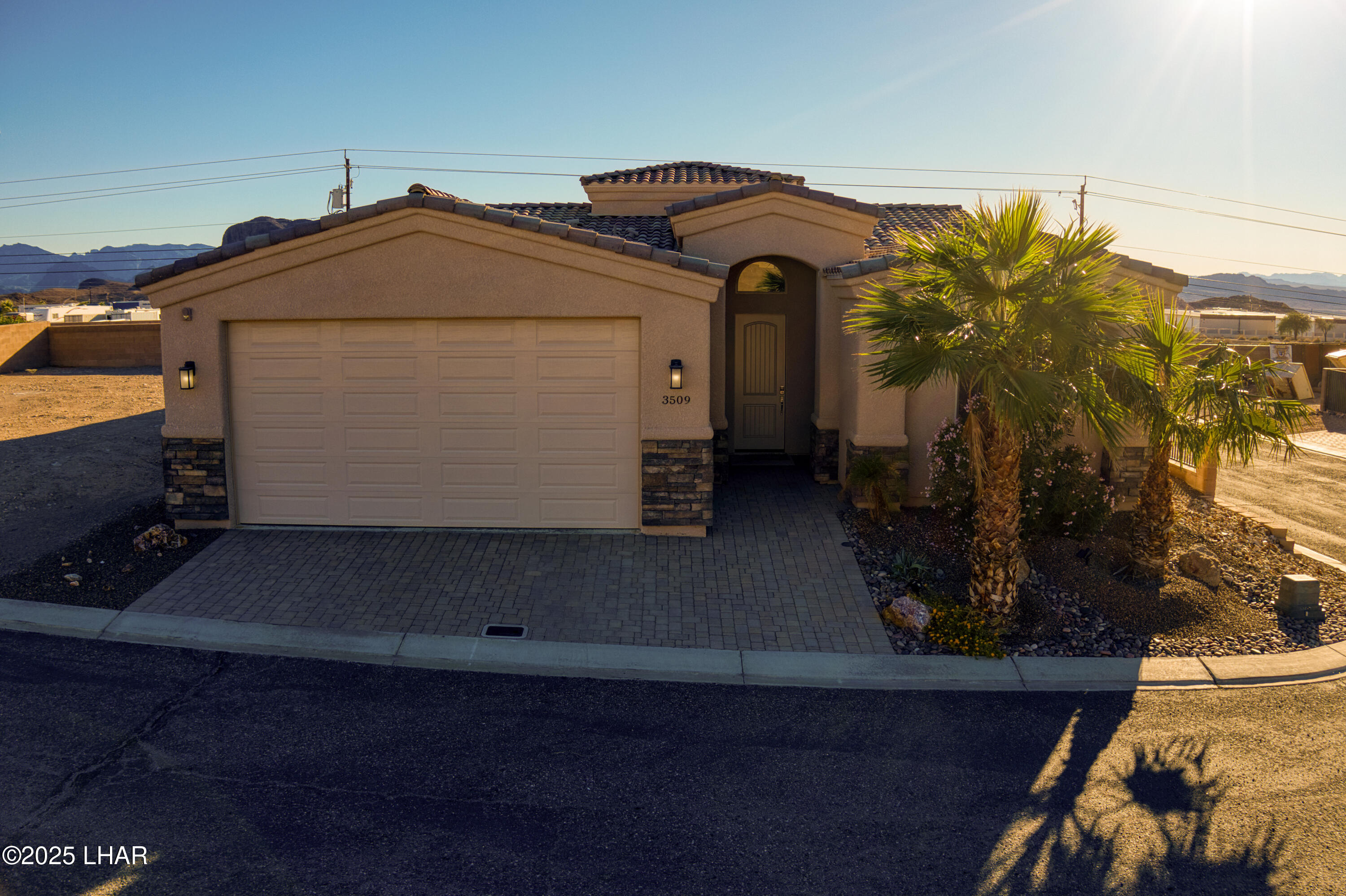 Lake Havasu City, Arizona, 86406, United States, 3 Bedrooms Bedrooms, ,2 BathroomsBathrooms,Residential,For Sale,1994362
