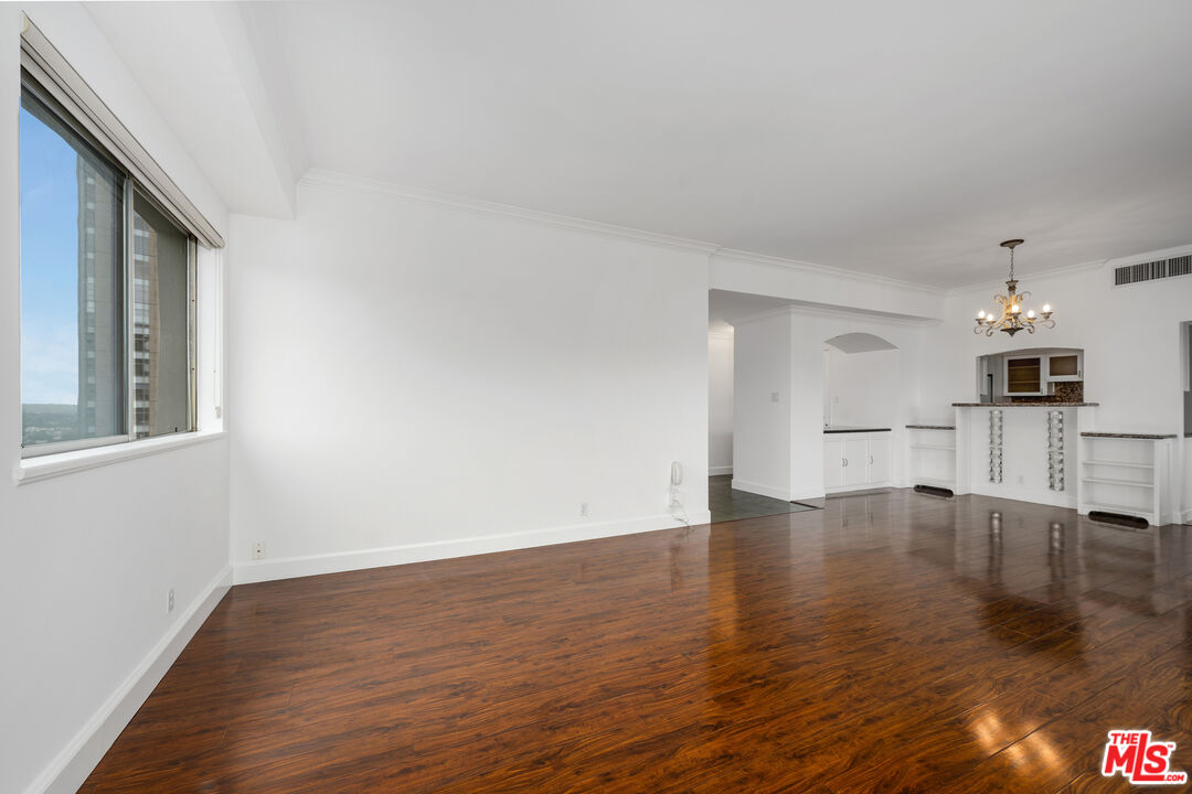 Los Angeles, California, 90024, United States, 3 Bedrooms Bedrooms, ,1 BathroomBathrooms,Residential,For Sale,1819230