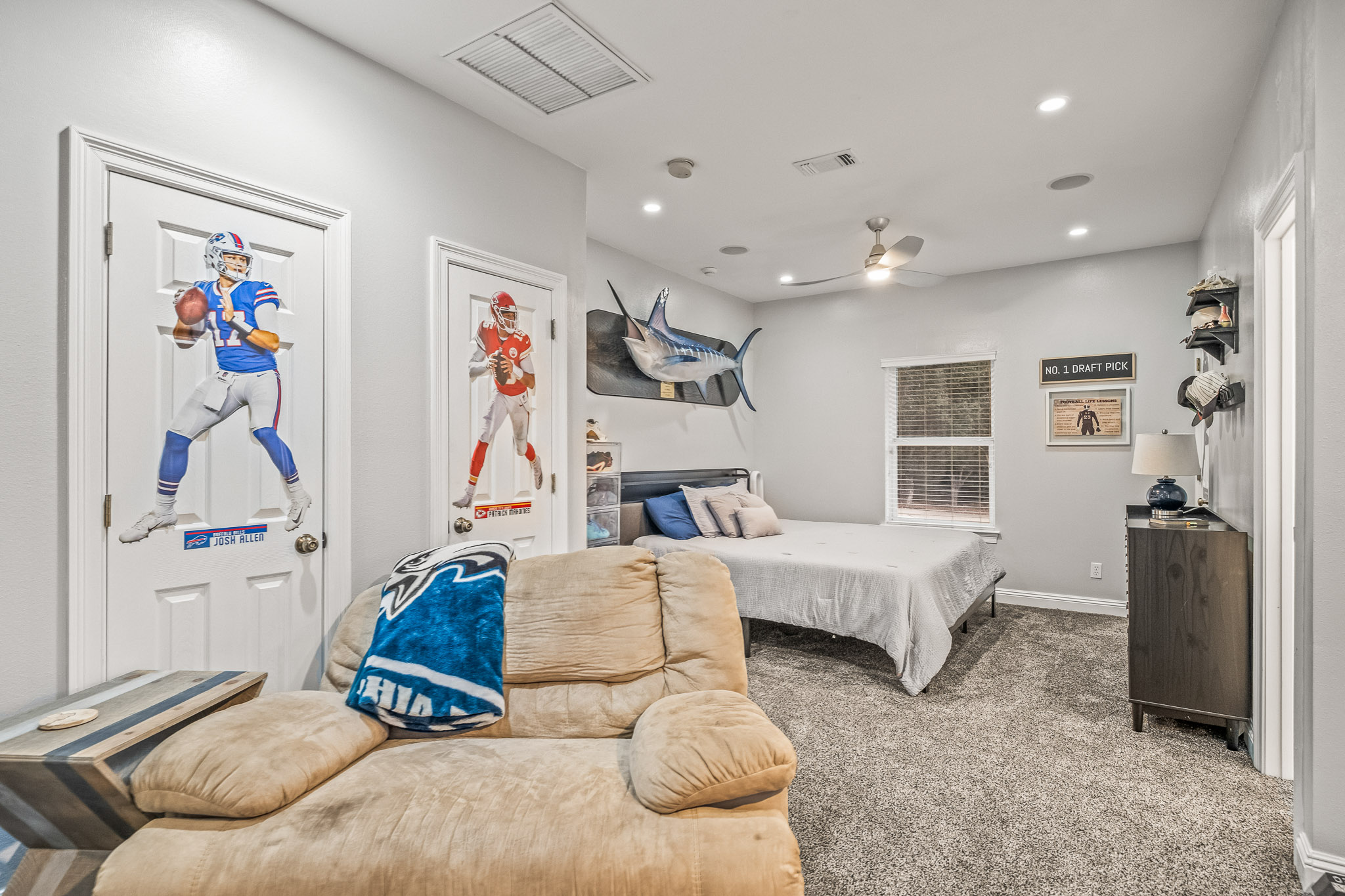 Pace, Florida, 32571, United States, 3 Bedrooms Bedrooms, ,4 BathroomsBathrooms,Residential,For Sale,1878434